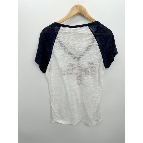 Red Sox Tee Women XL NWT White Blue Washed Out Short Sleeve Shirt Baseball - Picture 2 of 7